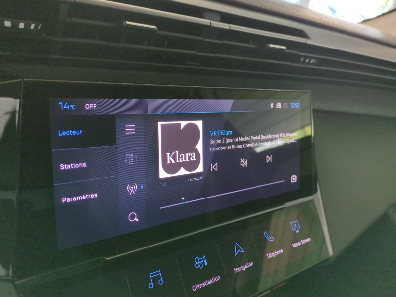 Photo 14 de l'offre de PEUGEOT 308 1.5 BLUEHDI 130CH S&S ALLURE EAT8 -34% à 26498€ chez Automobiles 25