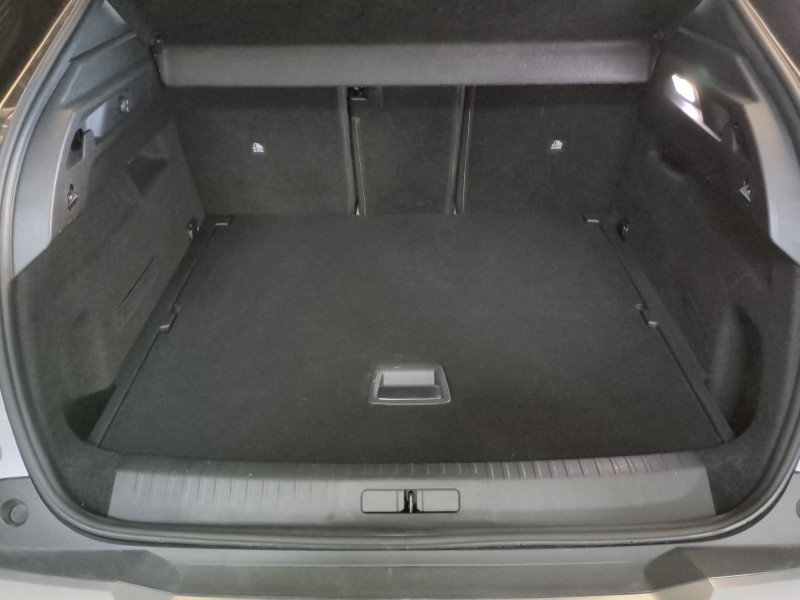 Photo 19 de l'offre de PEUGEOT 3008 HYBRID 136CH GT E-DCS6 à 33990€ chez Automobiles 25