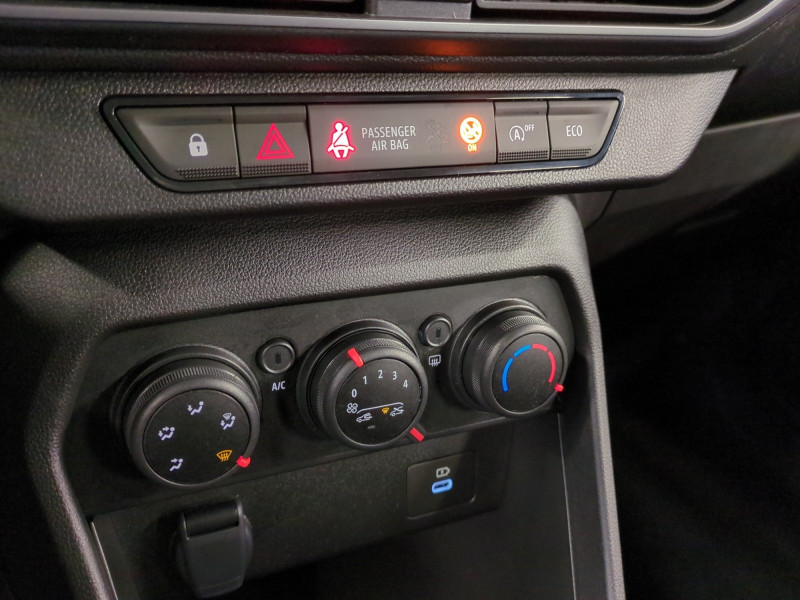 Photo 16 de l'offre de DACIA SANDERO 1.0 TCE 90CH STEPWAY EXPRESSION - 6 % à 16998€ chez Automobiles 25