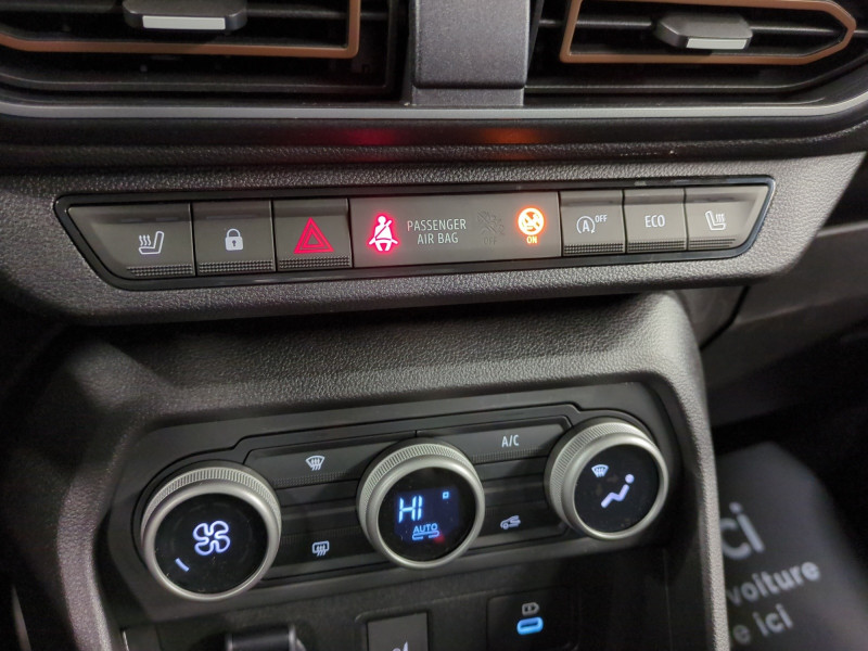 Photo 15 de l'offre de DACIA JOGGER 1.0 ECO-G 100CH EXTREME+ 7 PLACES -10% à 21498€ chez Automobiles 25