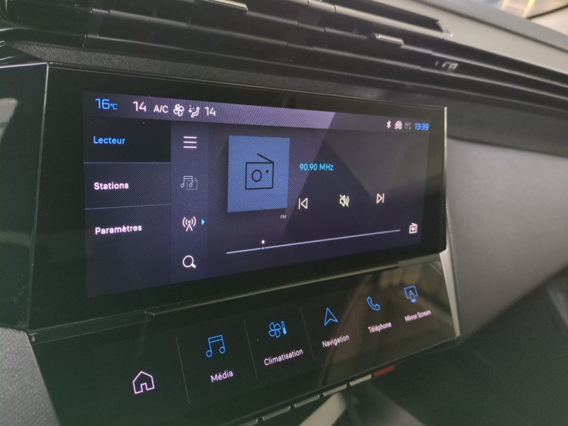 Photo 8 de l'offre de PEUGEOT 308 1.5 BLUEHDI 130CH S&S ALLURE EAT8 -35% à 26498€ chez Automobiles 25