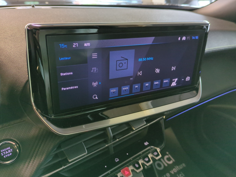 Photo 13 de l'offre de PEUGEOT 2008 1.2 HYBRID 145CH GT E-DCS6 -24% à 27998€ chez Automobiles 25