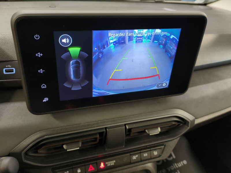 Photo 14 de l'offre de DACIA JOGGER 1.0 ECO-G 100CH EXTREME+ 7 PLACES -10% à 21498€ chez Automobiles 25