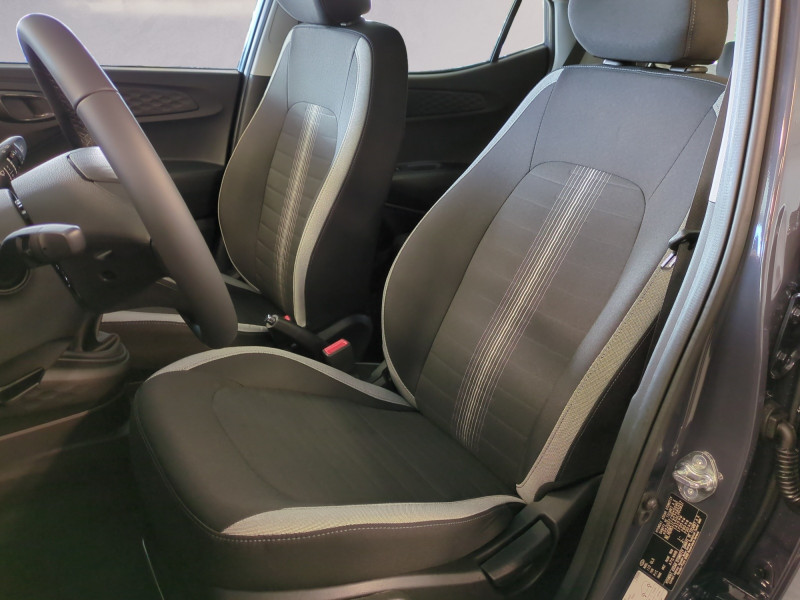 Photo 6 de l'offre de HYUNDAI I10 1.0 63CH ECO INTUITIVE BVR -22% à 15998€ chez Automobiles 25