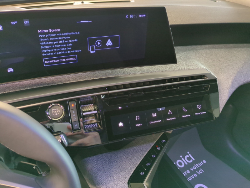 Photo 13 de l'offre de PEUGEOT 3008 1.2 HYBRID 145CH ALLURE E-DCS6 -27% à 31998€ chez Automobiles 25