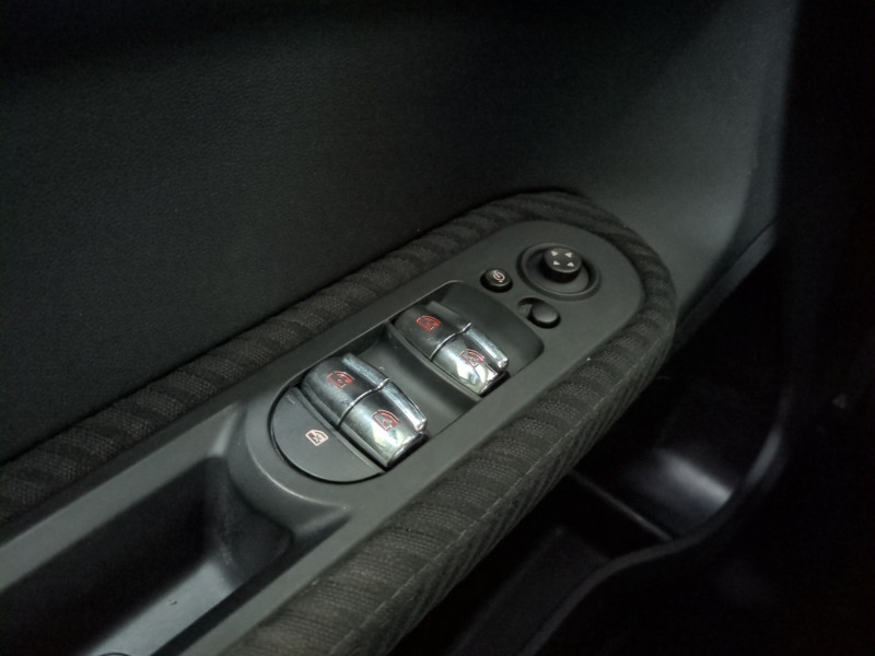 Photo 10 de l'offre de MINI COUNTRYMAN COOPER 136CH CHILI BVA à 15244€ chez Automobiles 25