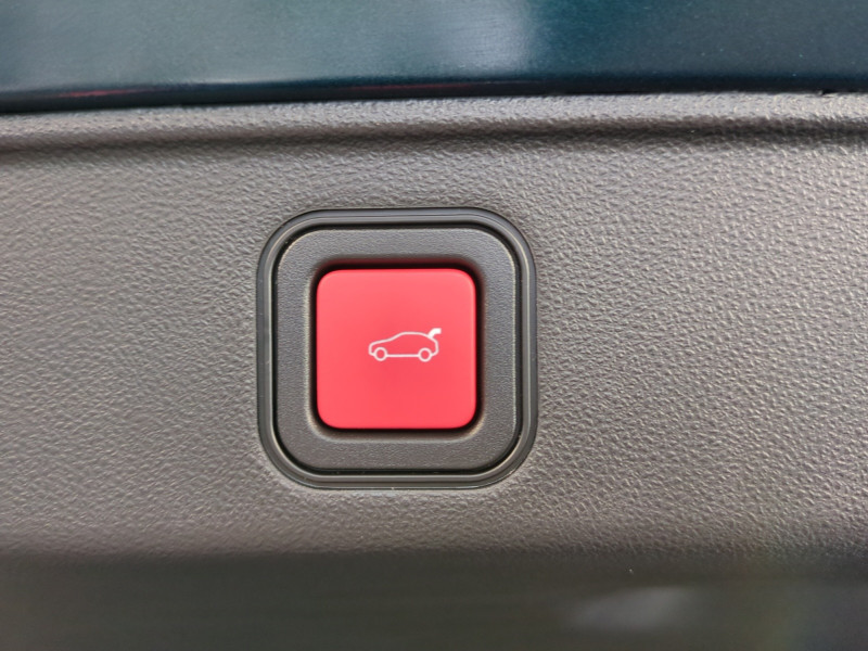 Photo 18 de l'offre de FIAT 600 1.2 HYBRID TURBO 145CH LA PRIMA DCT6 -22% à 25798€ chez Automobiles 25