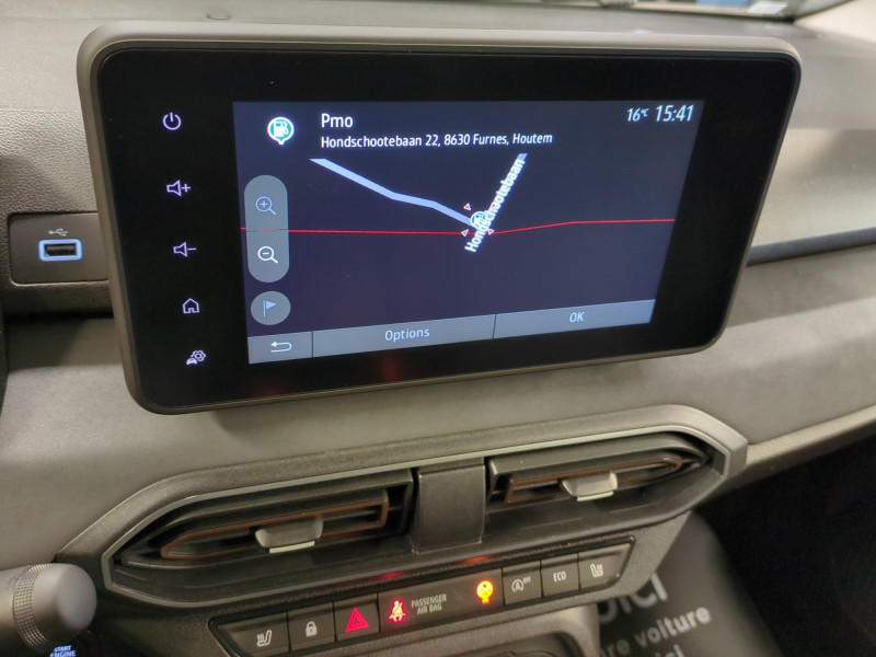 Photo 11 de l'offre de DACIA JOGGER 1.0 ECO-G 100CH EXTREME+ 7 PLACES -10% à 21498€ chez Automobiles 25