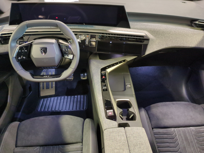 Photo 3 de l'offre de PEUGEOT 5008 HYBRID 145CH GT E-DCS6 -25% à 38998€ chez Automobiles 25