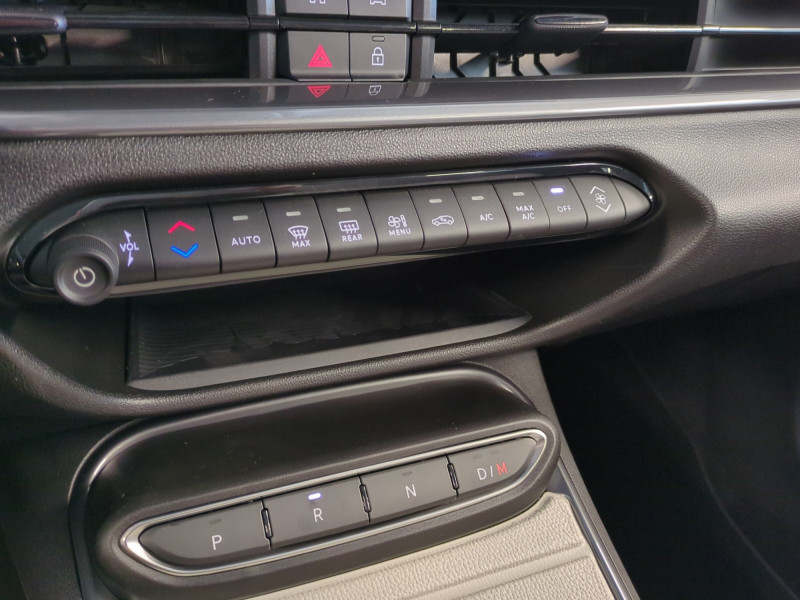 Photo 16 de l'offre de FIAT 600 1.2 HYBRID TURBO 145CH LA PRIMA DCT6 -22% à 25798€ chez Automobiles 25