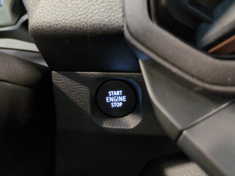 Photo 17 de l'offre de DACIA DUSTER 1.6 HYBRID 140CH EXTREME  -9 % à 27998€ chez Automobiles 25