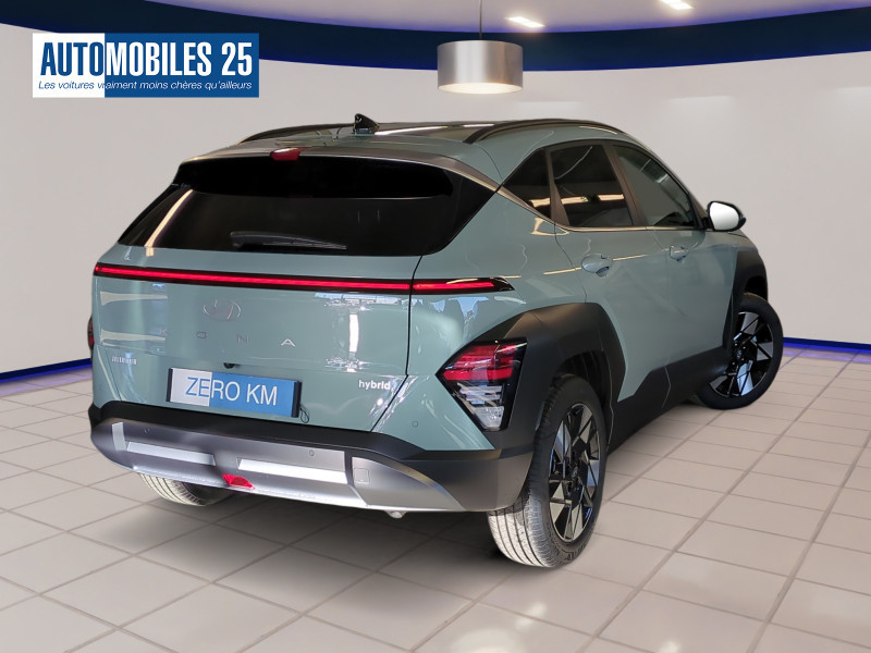 Photo 2 de l'offre de HYUNDAI KONA 1.6 GDI 129CH HYBRID CREATIVE DCT-6 -22% à 29998€ chez Automobiles 25
