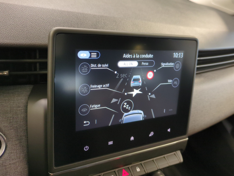 Photo 12 de l'offre de RENAULT CLIO V 1.5 DCI 100CH EVOLUTION - 22% à 19998€ chez Automobiles 25