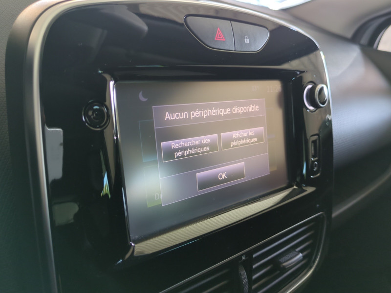 Photo 12 de l'offre de RENAULT CLIO IV 1.5 DCI 90CH ENERGY INTENS 5P à 10990€ chez Automobiles 25