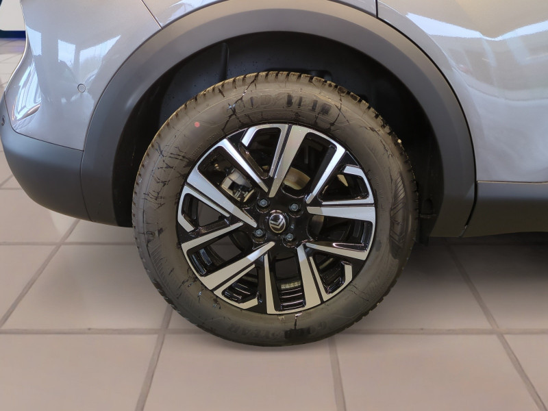 Photo 18 de l'offre de CITROEN C4 1.2 HYBRIDE 145CH S&S MAX AUTOMATIQUE -30% à 24898€ chez Automobiles 25