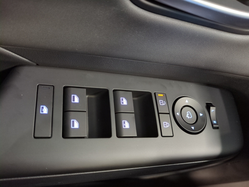 Photo 17 de l'offre de HYUNDAI KONA 1.6 GDI 129CH HYBRID CREATIVE DCT-6 -22% à 29998€ chez Automobiles 25