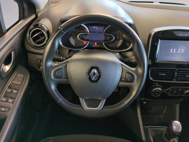 Photo 4 de l'offre de RENAULT CLIO IV 1.5 DCI 90CH ENERGY INTENS 5P à 10990€ chez Automobiles 25