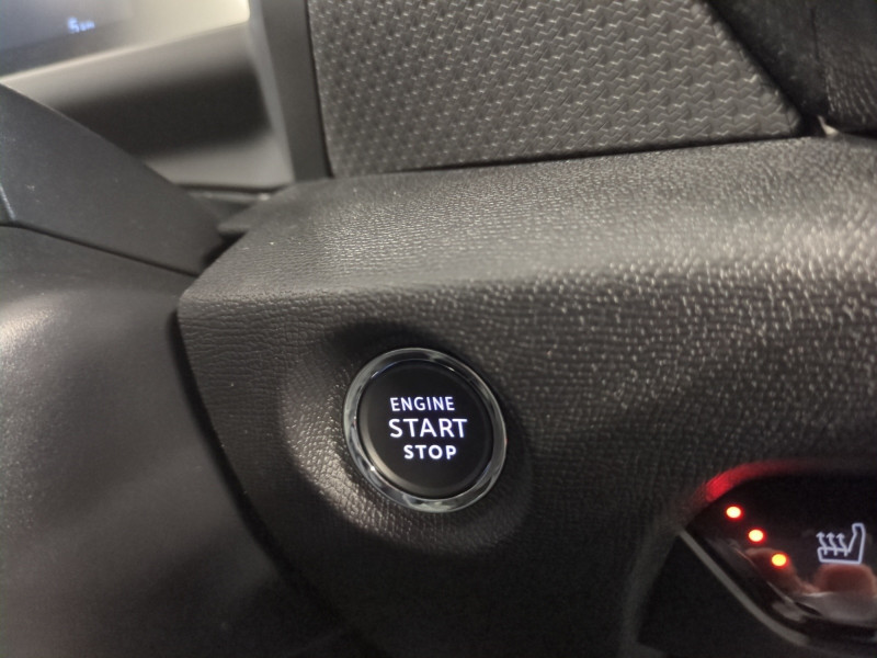 Photo 17 de l'offre de CITROEN C4 1.2 HYBRIDE 145CH S&S MAX AUTOMATIQUE -30% à 24898€ chez Automobiles 25