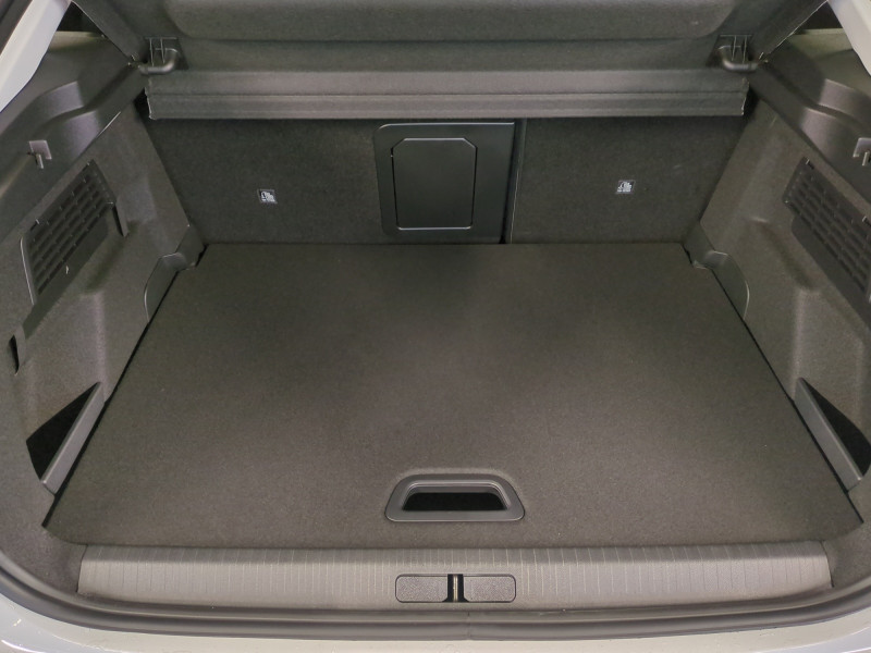 Photo 18 de l'offre de CITROEN C4 1.2 HYBRIDE 145CH S&S MAX AUTOMATIQUE -30% à 24898€ chez Automobiles 25