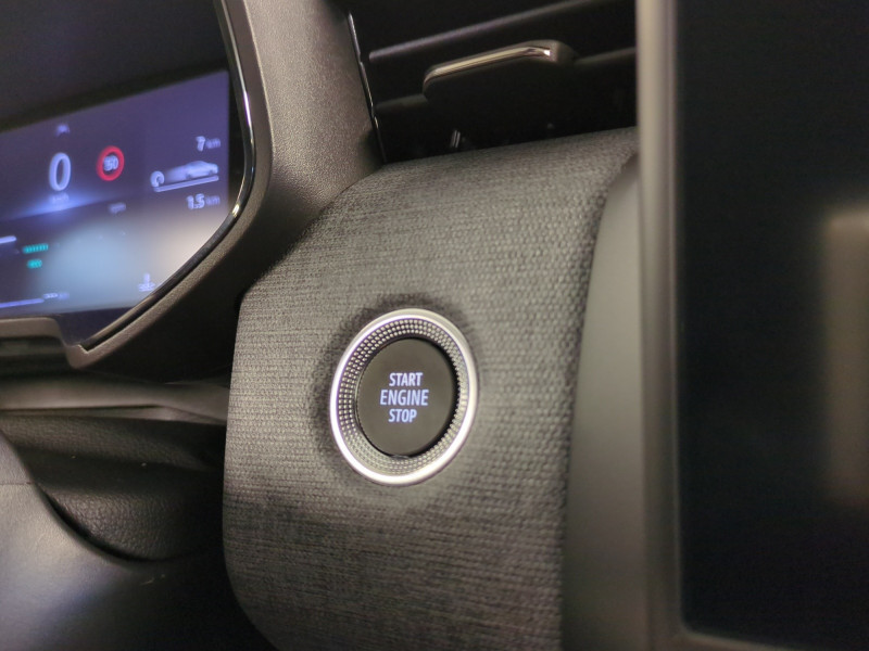 Photo 18 de l'offre de RENAULT CLIO V 1.5 DCI 100CH EVOLUTION - 22% à 19998€ chez Automobiles 25