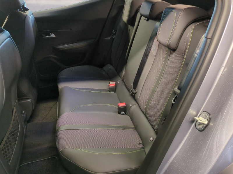 Photo 7 de l'offre de PEUGEOT 2008 1.2 HYBRID 145CH GT E-DCS6 -24% à 27998€ chez Automobiles 25