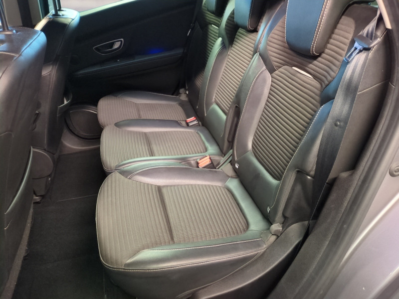 Photo 7 de l'offre de RENAULT SCENIC IV 1.6 DCI 130CH ENERGY INTENS à 11490€ chez Automobiles 25