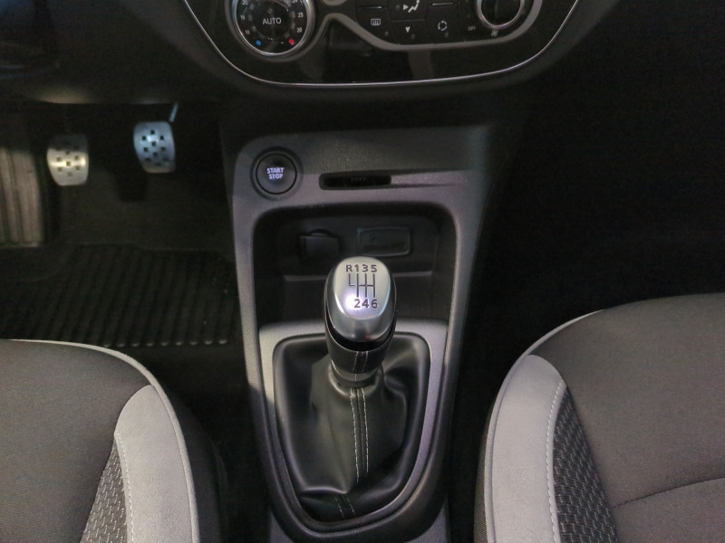 Photo 5 de l'offre de RENAULT CAPTUR 1.5 DCI 110CH ENERGY INTENS à 11490€ chez Automobiles 25