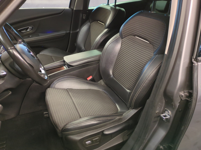 Photo 6 de l'offre de RENAULT SCENIC IV 1.6 DCI 130CH ENERGY INTENS à 11490€ chez Automobiles 25