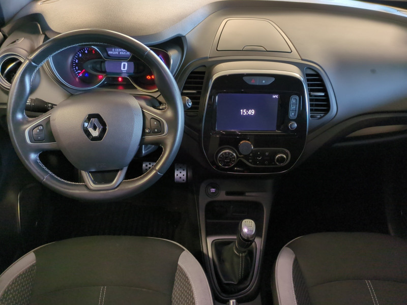 Photo 3 de l'offre de RENAULT CAPTUR 1.5 DCI 110CH ENERGY INTENS à 11490€ chez Automobiles 25
