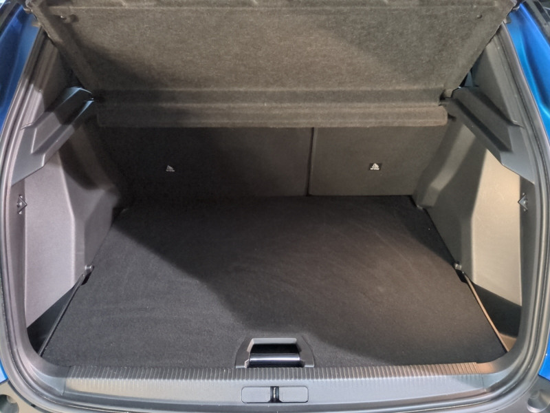 Photo 19 de l'offre de PEUGEOT 2008 1.2 PURETECH 130CH S&S STYLE à 15590€ chez Automobiles 25