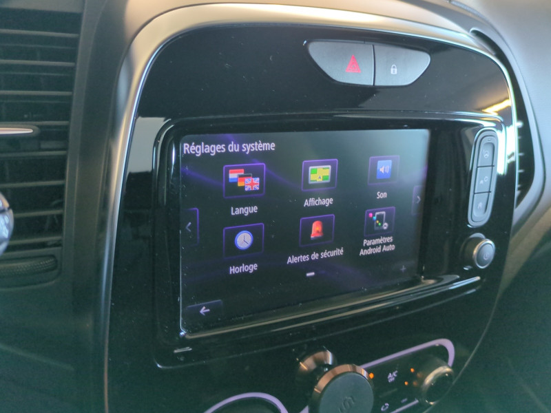 Photo 13 de l'offre de RENAULT CAPTUR 1.5 DCI 110CH ENERGY INTENS à 11490€ chez Automobiles 25