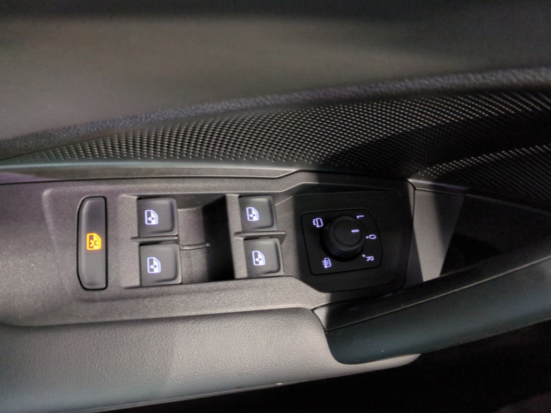 Photo 18 de l'offre de VOLKSWAGEN TIGUAN 1.5 TSI 150CH LIFE PLUS DSG7 à 33490€ chez Automobiles 25