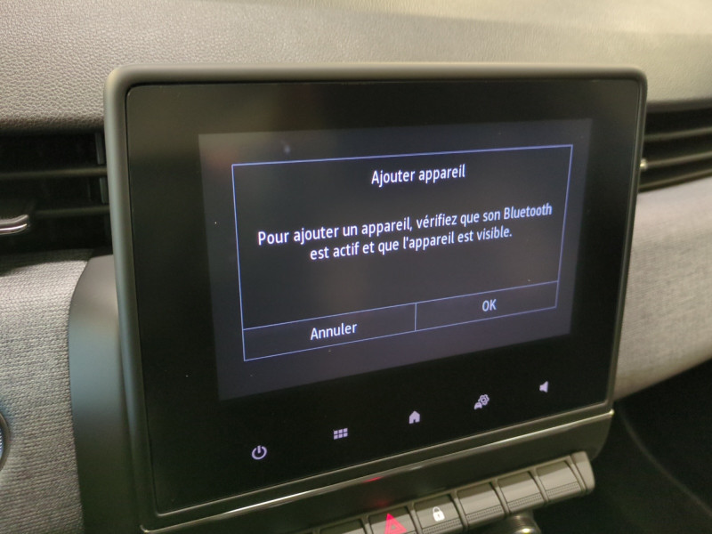 Photo 12 de l'offre de RENAULT CLIO V 1.5 DCI 100CH EVOLUTION - 22% à 19998€ chez Automobiles 25