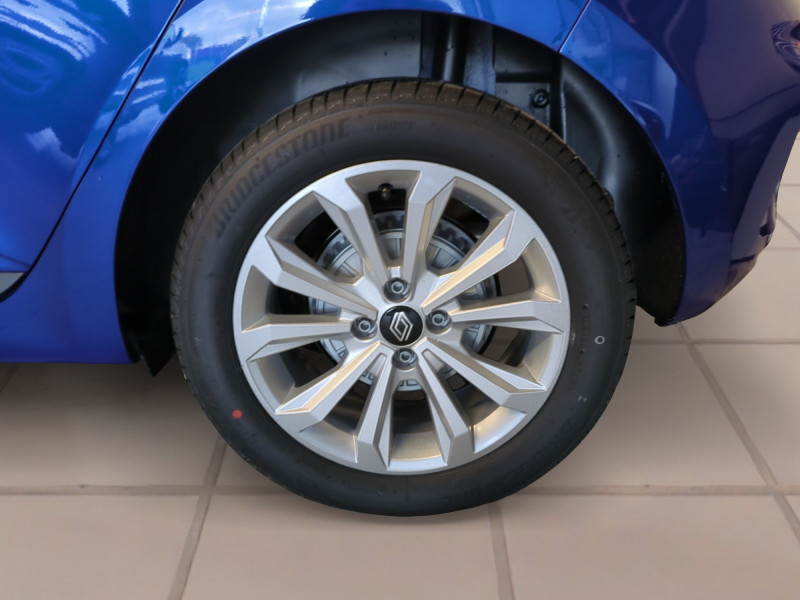 Photo 20 de l'offre de RENAULT CLIO V 1.5 DCI 100CH EVOLUTION - 22% à 19998€ chez Automobiles 25