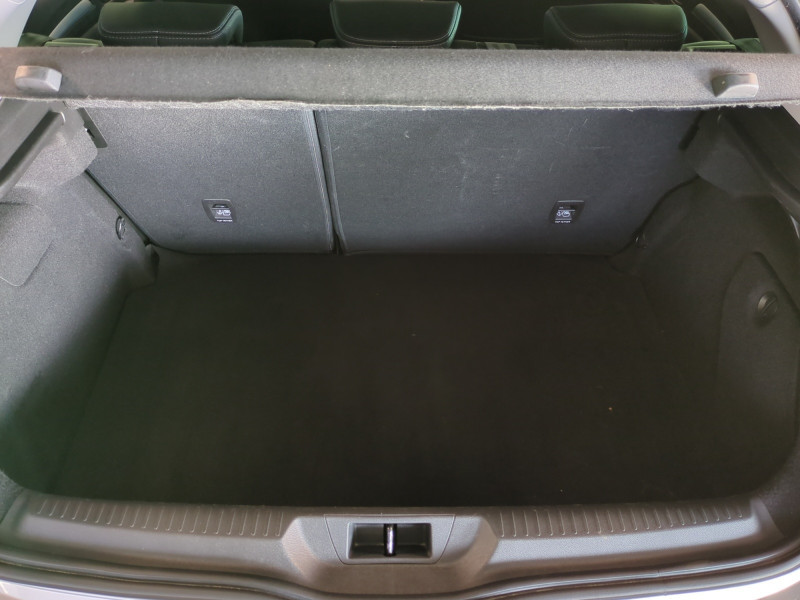 Photo 19 de l'offre de RENAULT MEGANE IV 1.5 BLUE DCI 115CH INTENS à 15990€ chez Automobiles 25