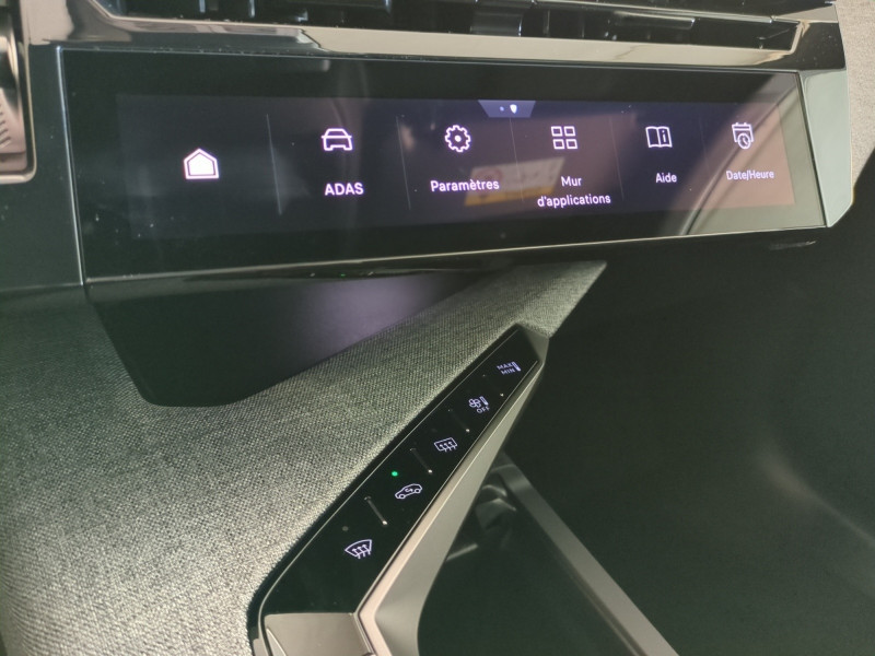 Photo 14 de l'offre de PEUGEOT 3008 1.2 HYBRID 145CH GT E-DCS6 -29% à 32998€ chez Automobiles 25