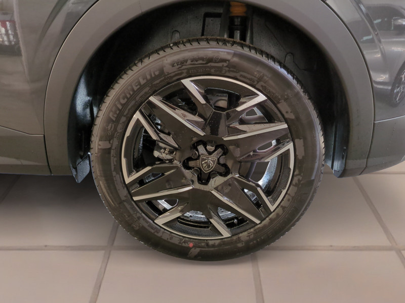 Photo 20 de l'offre de PEUGEOT 3008 1.2 HYBRID 145CH GT E-DCS6 -29% à 32998€ chez Automobiles 25