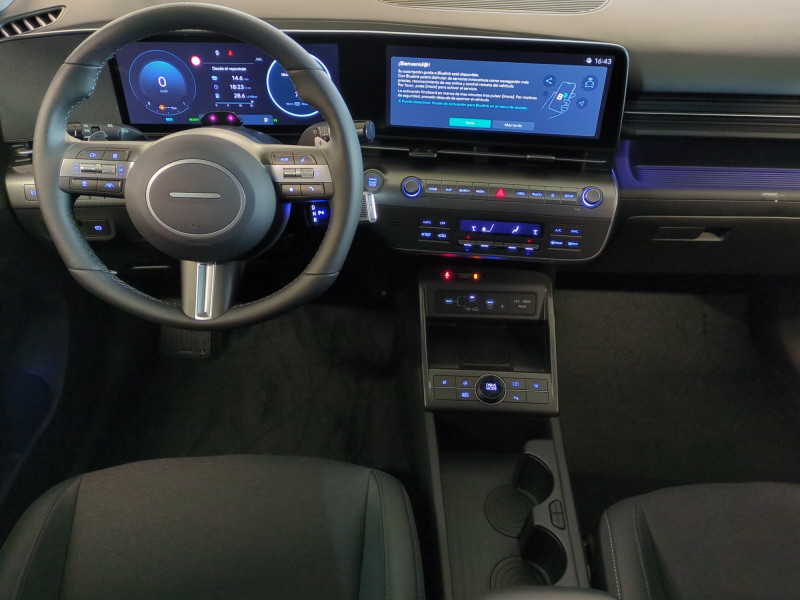 Photo 3 de l'offre de HYUNDAI KONA 1.6 GDI 129CH HYBRID CREATIVE DCT-6 -23% à 29998€ chez Automobiles 25