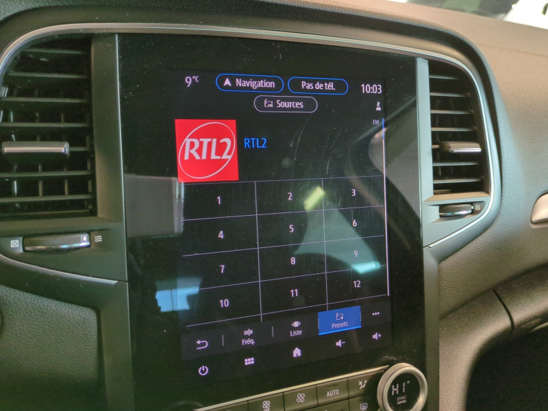 Photo 9 de l'offre de RENAULT MEGANE IV 1.5 BLUE DCI 115CH INTENS à 15990€ chez Automobiles 25