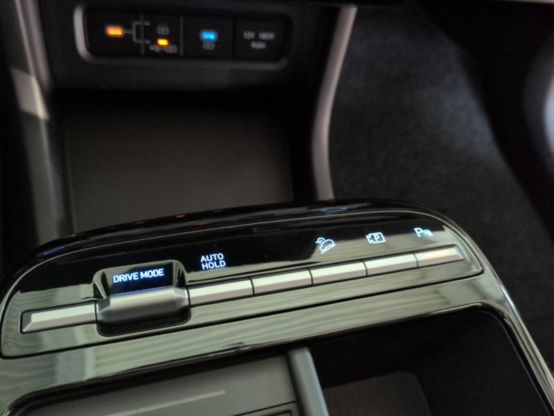 Photo 15 de l'offre de HYUNDAI TUCSON 1.6 T-GDI 215CH HYBRID CREATIVE -22% à 32998€ chez Automobiles 25