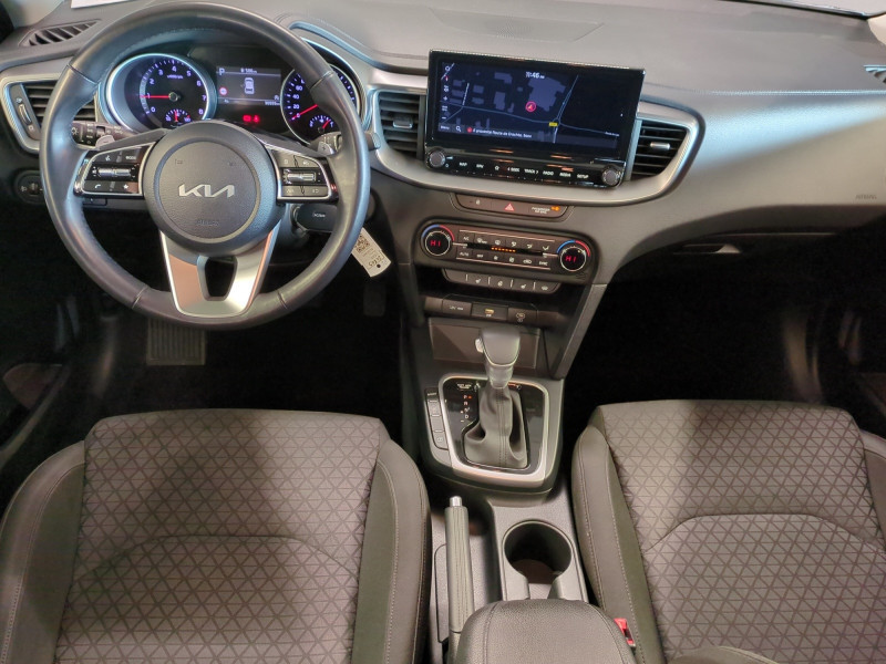 Photo 3 de l'offre de KIA CEED 1.5 T-GDI 140CH ACTIVE DCT7 à 20490€ chez Automobiles 25