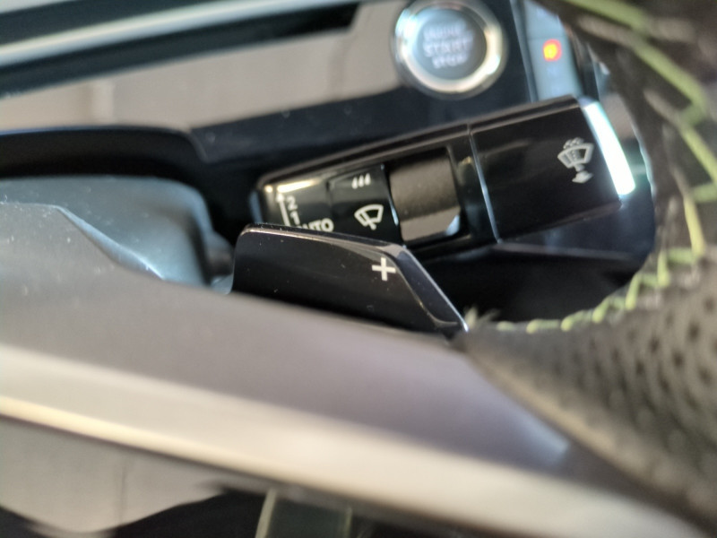 Photo 17 de l'offre de PEUGEOT 3008 1.2 HYBRID 145CH GT E-DCS6 -29% à 32998€ chez Automobiles 25