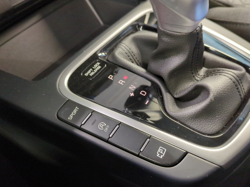 Photo 17 de l'offre de KIA CEED 1.5 T-GDI 140CH ACTIVE DCT7 à 20490€ chez Automobiles 25