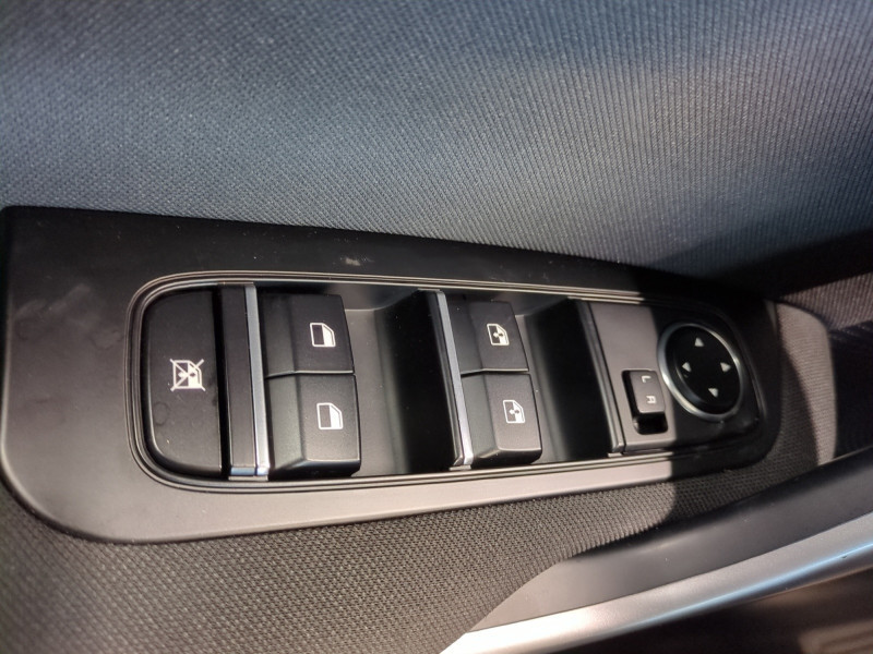 Photo 16 de l'offre de KIA CEED 1.5 T-GDI 140CH ACTIVE DCT7 à 20490€ chez Automobiles 25