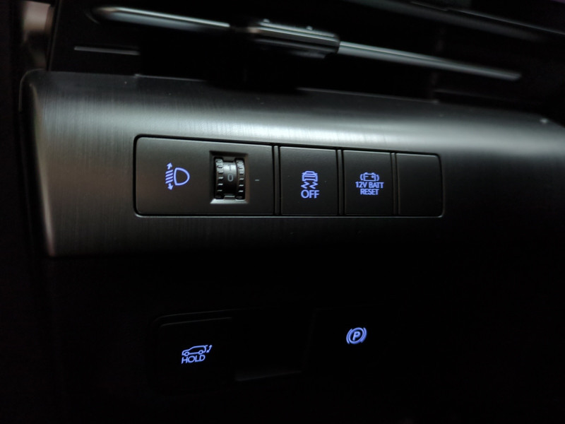 Photo 16 de l'offre de HYUNDAI KONA 1.6 GDI 129CH HYBRID CREATIVE DCT-6 -23% à 29998€ chez Automobiles 25