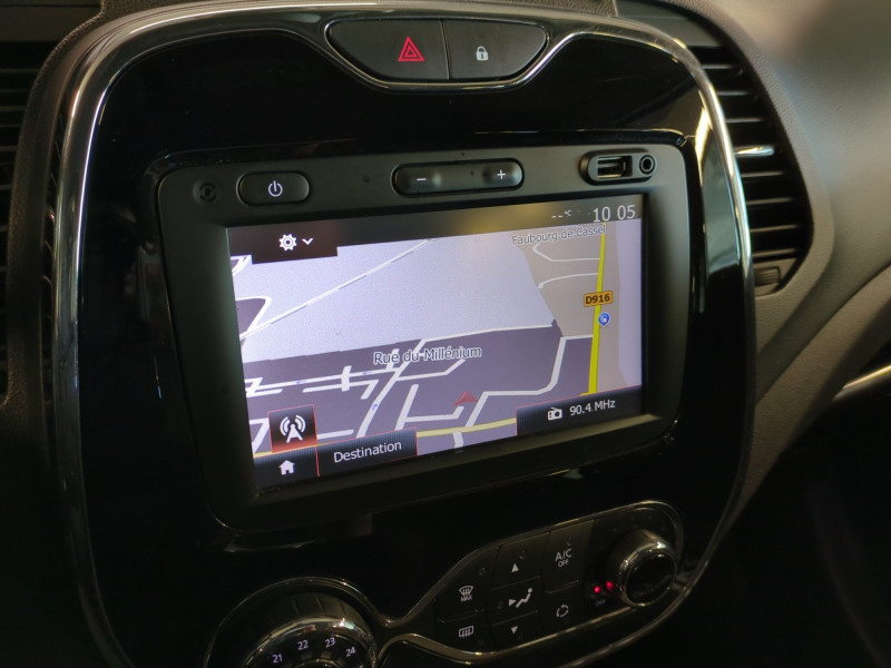 Photo 13 de l'offre de RENAULT CAPTUR 1.5 DCI 110CH STOP&START ENERGY BUSINESS ECO² EURO6 2015 à 11990€ chez Automobiles 25