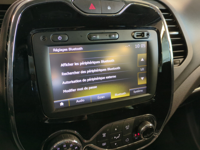 Photo 14 de l'offre de RENAULT CAPTUR 1.5 DCI 110CH STOP&START ENERGY BUSINESS ECO² EURO6 2015 à 11990€ chez Automobiles 25