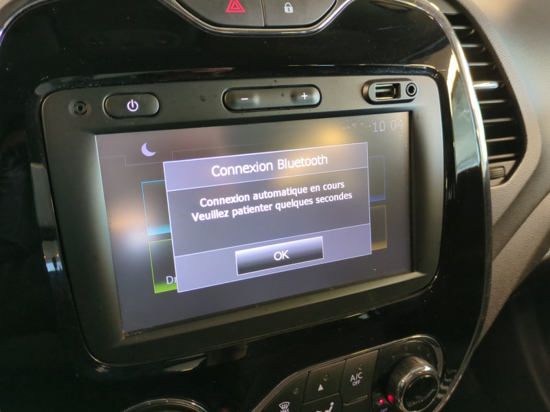 Photo 11 de l'offre de RENAULT CAPTUR 1.5 DCI 110CH STOP&START ENERGY BUSINESS ECO² EURO6 2015 à 11990€ chez Automobiles 25