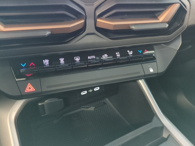 Photo 15 de l'offre de DACIA BIGSTER 1.8 HYBRID 155CH EXTREME à 33498€ chez Automobiles 25