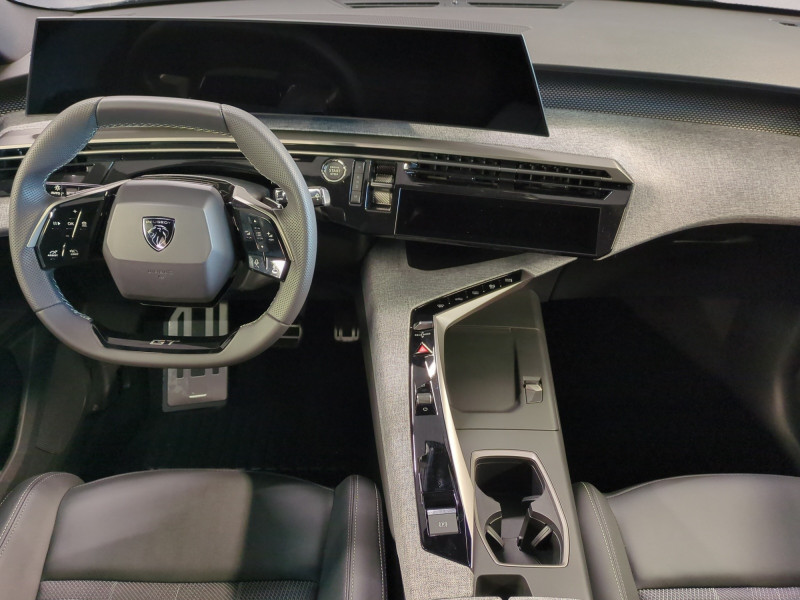 Photo 3 de l'offre de PEUGEOT 3008 1.2 HYBRID 145CH GT E-DCS6 -29% à 32998€ chez Automobiles 25